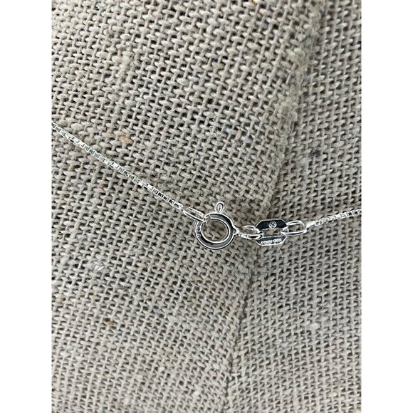 18" Silver 925 Box Chain Necklace Delicate Simple Elegant Classy - Picture 5 of 5